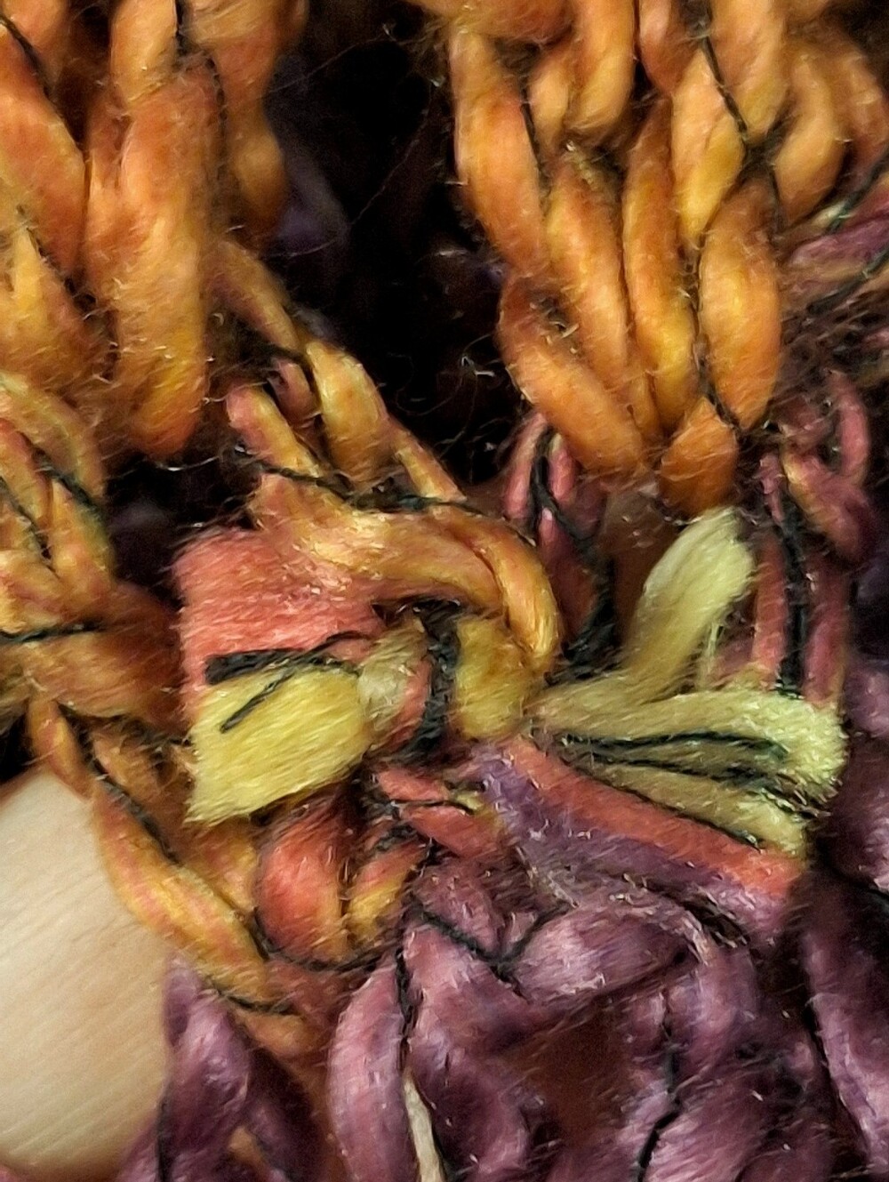 Handmafe Scarf - Picture 10 of 10